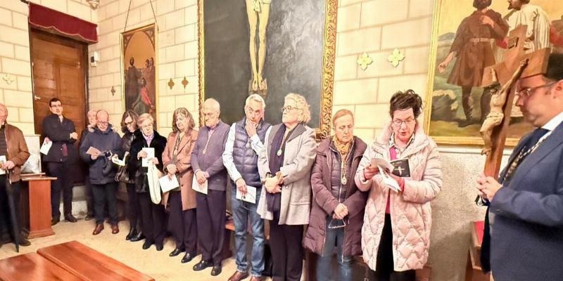 La Real Congregación de San Isidro organiza un Vía Crucis en la Capilla de la Cuadra del santo