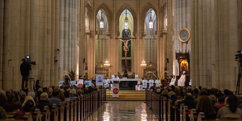 X Noche de los Testigos en la Catedral de la Almudena: los cristianos perseguidos protagonistas de esta vigilia de oración
