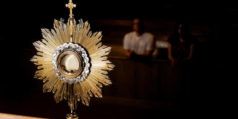 La Parroquia de San Jerónimo el Real acoge el encuentro eucarístico de la Adoración Nocturna Española zona Este