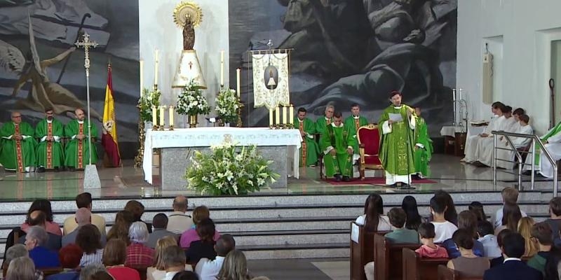 El cardenal José Cobo clausura la visita pastoral al arciprestazgo de Nuestra Señora del Pilar: «Vivimos este momento con mucha alegría»