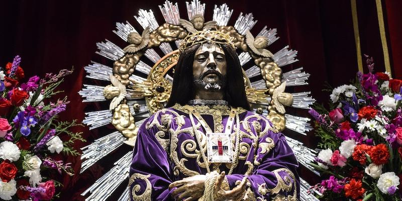 El padre Benjamín Echeverría preside los cultos organizados por la Archicofradía de Jesús de Medinaceli en honor a su titular