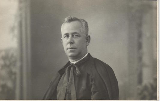 El sacerdote Enrique González Mellén, cuya causa está en proceso, ejerció su ministerio en Nuestra Señora de Covadonga