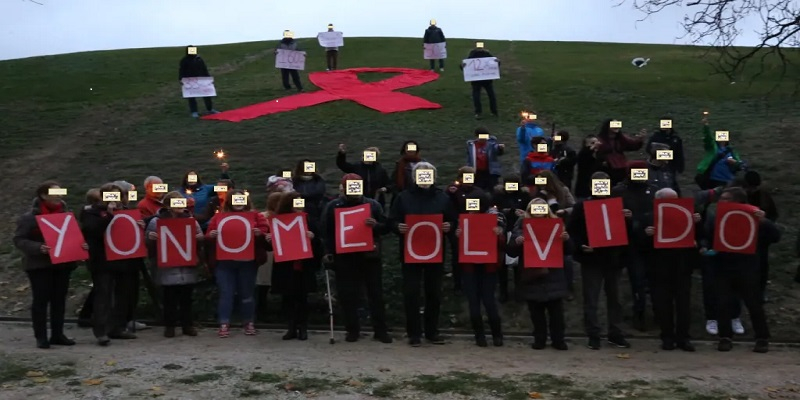La Asociación Atiempo organiza un acto de calle para poner fin al Sida