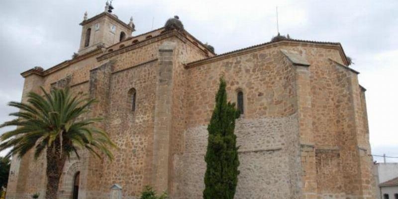 Los niños de la Escolanía de San Lorenzo de El Escorial cantan en Alcaudete de la Jara