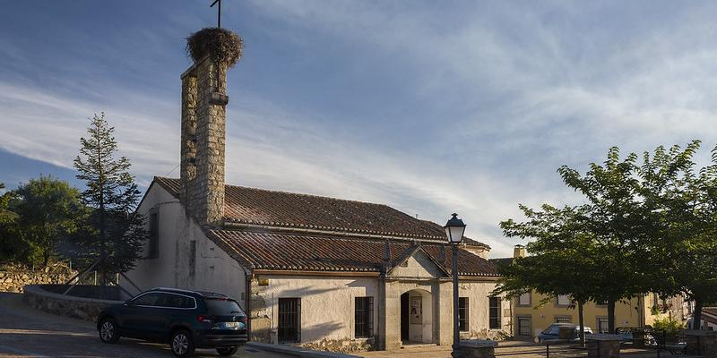 Navarredonda celebra su fiesta patronal en honor a san Miguel Arcángel con Misa y procesión