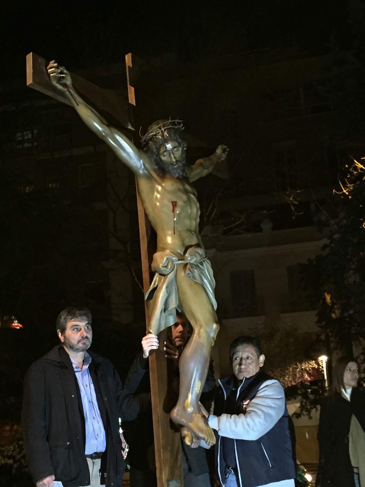 Sagrado Corazón de Jesús saca al Cristo de la Misericordia a la plaza de la Prosperidad