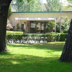 Cáritas Vicaría V se hace presente en el colegio Rafaela Ibarra