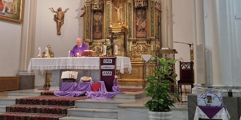 Madre Angustias Illana, superiora del Hogar Madre Desamparados: «En la devoción de los siete domingos se recuerdan los dolores y gozos de san José»