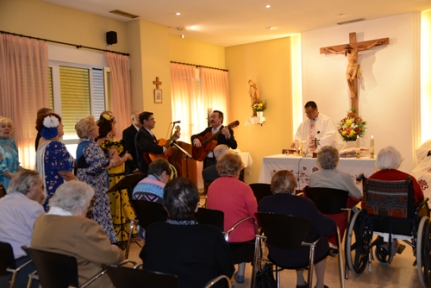 Con el Día de las Familias comienza la Semana del Mayor 2016 en la Residencia de Cáritas Madrid 'Fundación Santa Lucía'