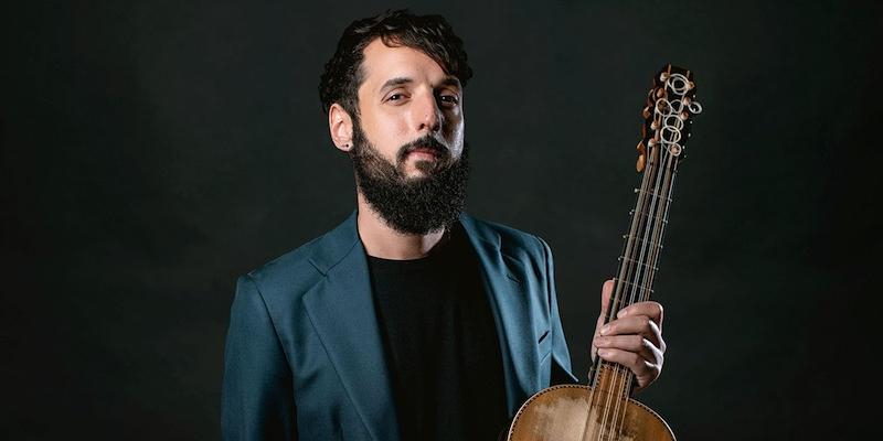 Pablo Zapico ofrece el concierto 'La primera guitarra española' en San Simón Apóstol de Piñuécar