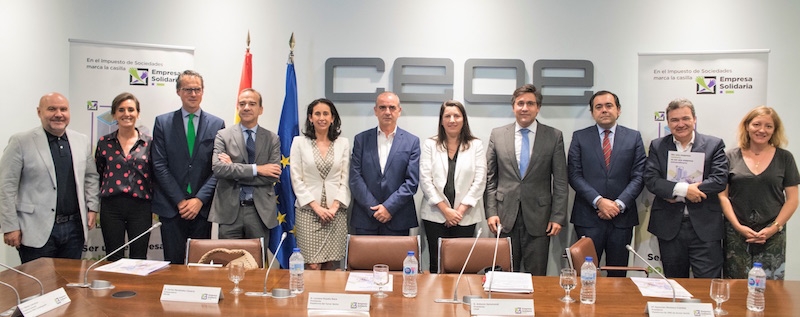 El presidente de la CEOE, Antonio Garamendi, insta a las empresas españolas a que marquen la X con fines sociales en el Impuesto de Sociedades