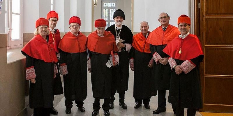 Comillas reconoce a los padres de la Constitución: «Entregaron lo mejor de sí mismos a fondo perdido»