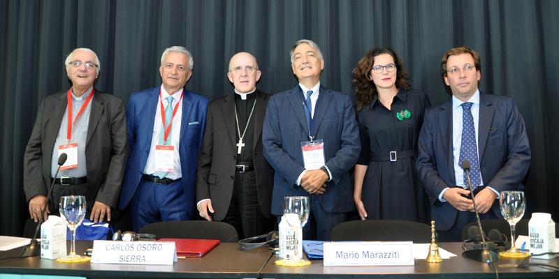 Alcaldes y obispos apuestan por «reconstruir un sentido de comunidad» en las ciudades