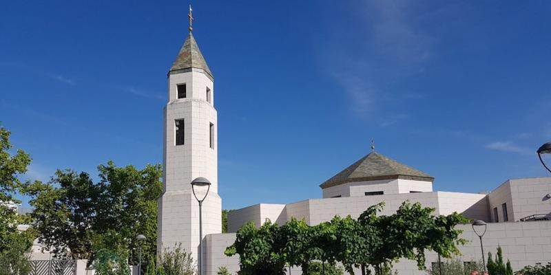 Los sacerdotes de la Vicaría VI asisten en San Hilario de Poitiers a un retiro de Adviento dirigido por el cardenal Osoro