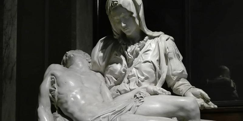 La delegada de Jóvenes participa en el curso 'Descubriendo la belleza que nos salva'