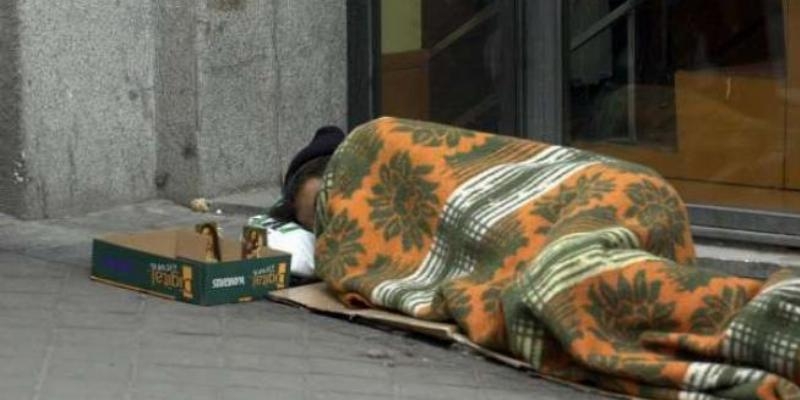 Monseñor Jesús Vidal visita la casa de los pobres 'Corazón del Padre' en Carabanchel