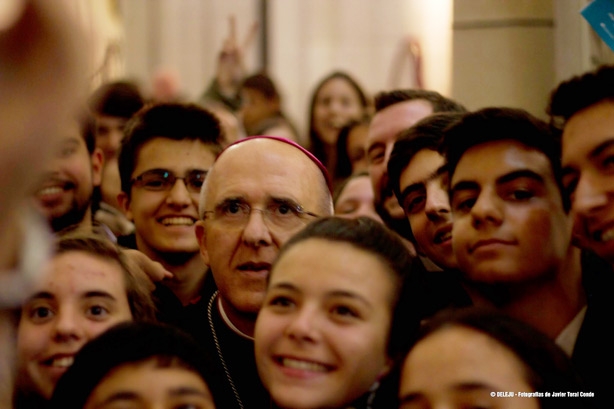 El primer viernes de octubre se reanuda la Vigilia mensual de Oración de los jóvenes con el Arzobispo