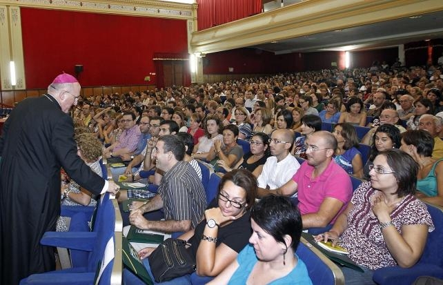 Profesores universitarios participarán mañana en un encuentro con Monseñor Carlos Osoro