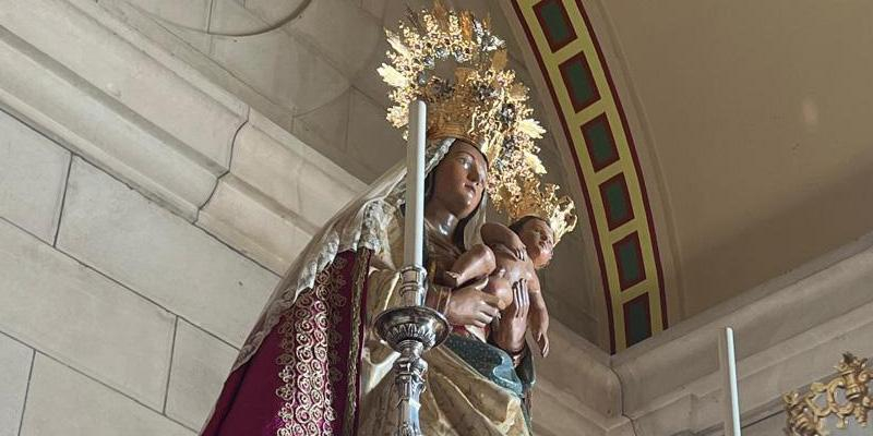 «A la Virgen de la Almudena le pedimos que descubramos la alegría de la vida»