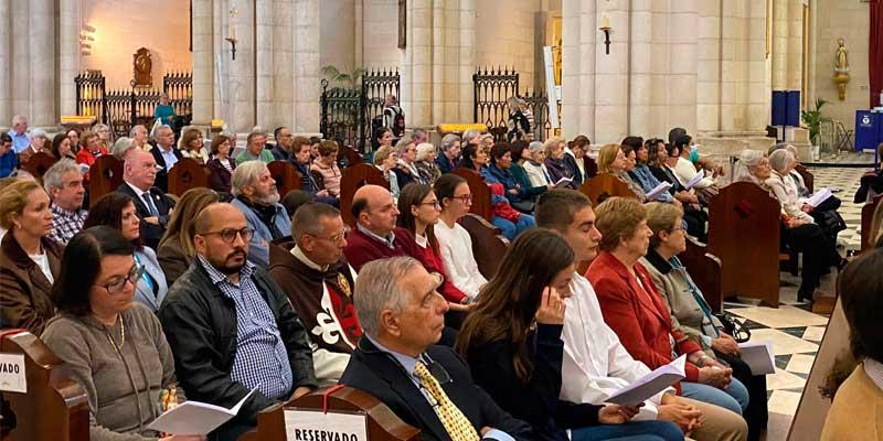 Madrid celebra la venida del Espíritu Santo en clave de primer anuncio, familia y trabajo