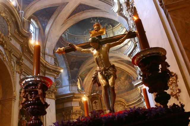 Triduo del Santísimo Cristo de los Estudiantes en la basílica pontificia de San Miguel