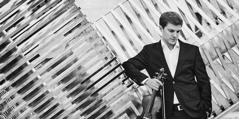 Miguel Colom ofrece un concierto de violín en las iglesias parroquiales de Navalagamella y Pinilla del Valle