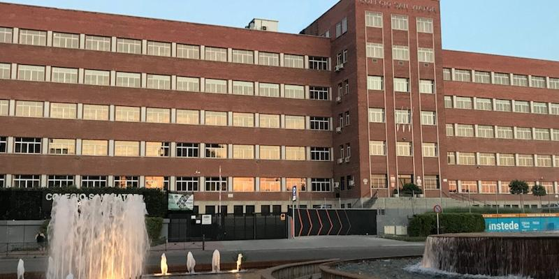 Alumnos del colegio San Viator de Madrid reciben la Confirmación en la solemnidad del Sagrado Corazón de Jesús