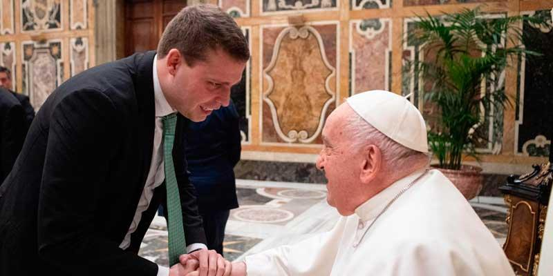 El «rema mar adentro» que le hizo a Juan Orduña dar el paso definitivo hacia el sacerdocio