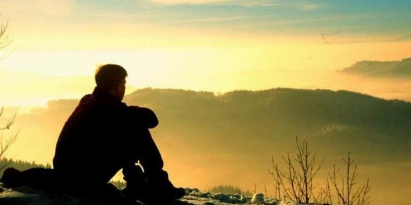 Monseñor Antonio Algora dirige un retiro para Hermandades del Trabajo