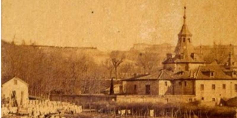 Juan Pedro Ortuño, en el tricentenario de la ermita Virgen del Puerto: «Acudid a la Virgen y Ella ayudará a vuestras familias»