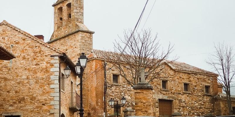 San Andrés Apóstol de Serrada de la Fuente conmemora al titular del templo con una Misa solemne