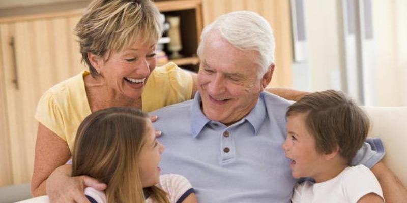 #LosAbuelosCuentan, campaña del Foro de la Familia para celebrar el Día de los Abuelos