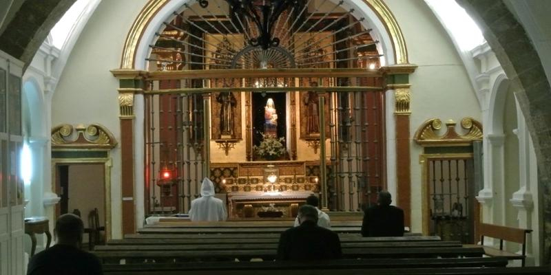 La casa de cultura de Navalagamella acoge una obra de teatro a beneficio de las obras de remodelación del monasterio del Pueyo