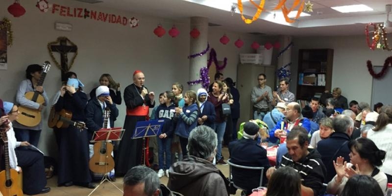 El cardenal Osoro felicita la Navidad en las casas de las Misioneras de la Caridad