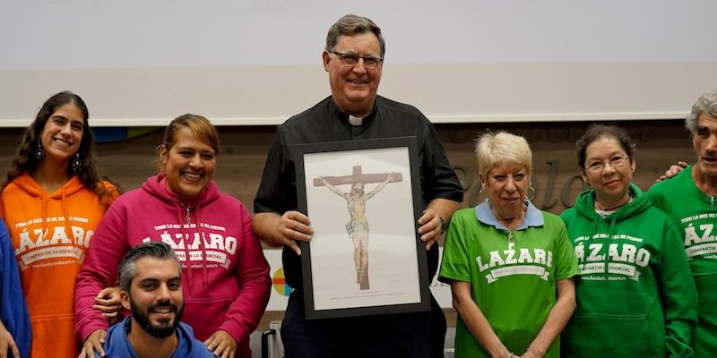 Lázaro España recibe el premio 'Caridad en Acción' de Religión en Libertad