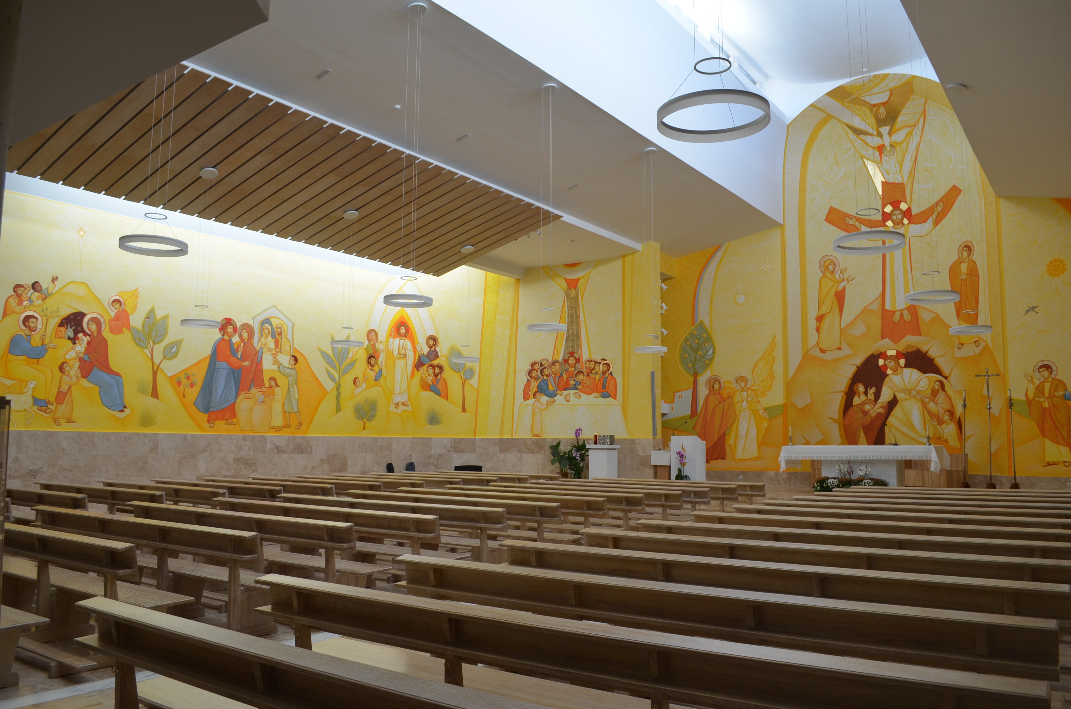 El cardenal Osoro ordena presbítero al diácono Fernando González Gil en la capilla del colegio Stella Maris la Gavia