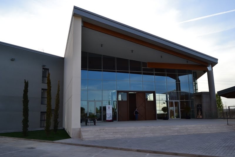 Abierta la biblioteca de la parroquia Santa María la Blanca