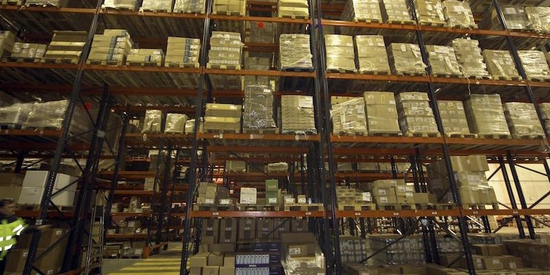 Acompartir organiza una gran recogida de productos con motivo del Día Internacional para la Erradicación de la Pobreza