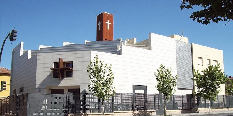 San Fermín honra a su titular con una Misa solemne y un recuerdo a las víctimas de la pandemia
