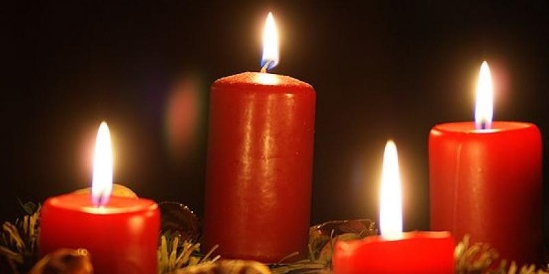 Santo Niño de Cebú acoge una vigilia de Adviento organizada por el grupo de jóvenes