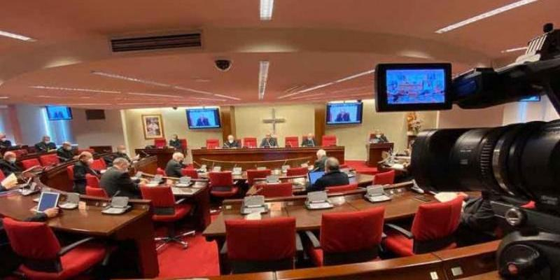 El cardenal Osoro y los auxiliares participan en la Asamblea Plenaria que se realiza de manera presencial y 'online'