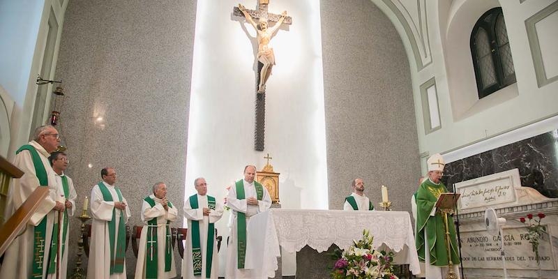 Hermandades del Trabajo clausura su 70 aniversario con una Misa y una exposición fotográfica conmemorativa