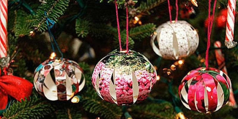 Los niños de Divino Salvador felicitan la Navidad por las calles de la parroquia