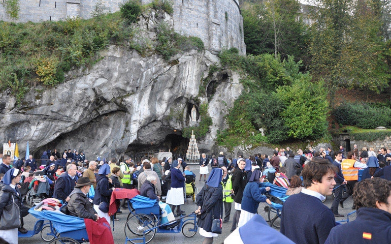 Parte la 90 peregrinación diocesana con enfermos y personas con discapacidad a Lourdes