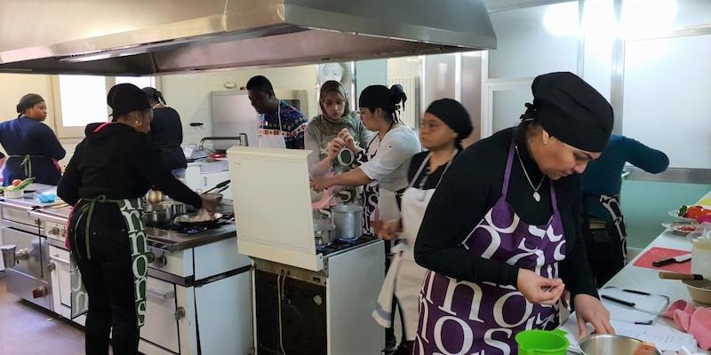 Cáritas denuncia que las trabajadoras del hogar siguen sin tener unas condiciones laborales dignas tras un año de pandemia