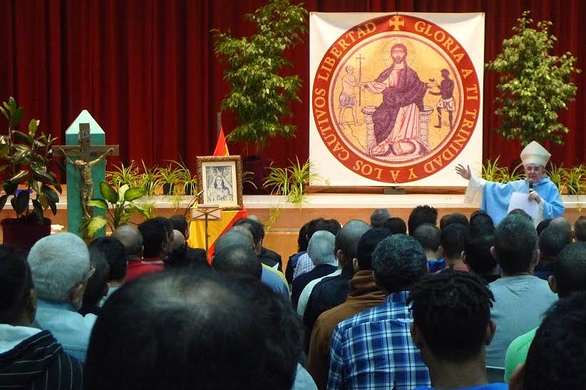 El arzobispo de Madrid en la prisión de Soto del Real: «Jesús, siendo Dios, también pasó por la cárcel»