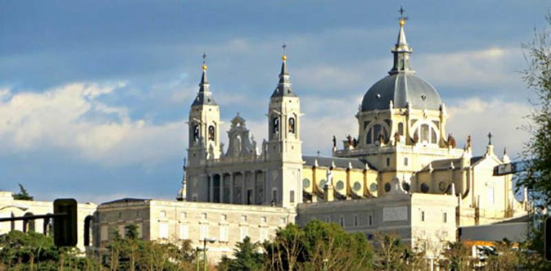 El cardenal José Cobo preside la Misa jubilar para la Vida Consagrada
