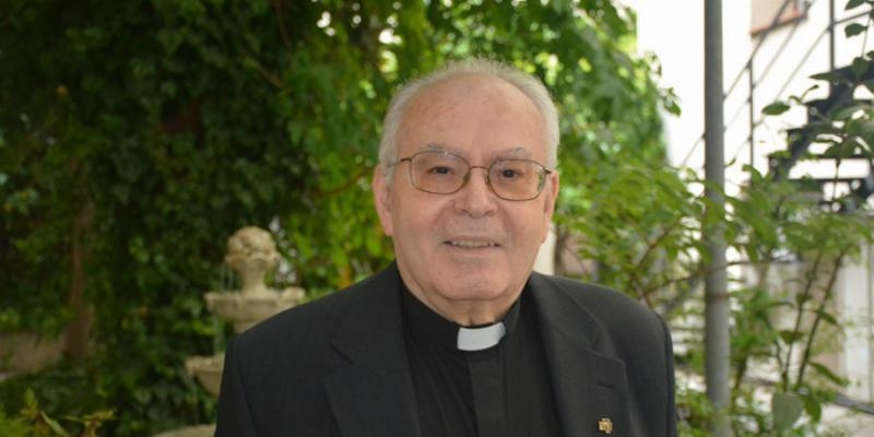 El misionero claretiano Aquilino Bocos Merino recibe la ordenación episcopal de manos del cardenal Fernando Sebastián