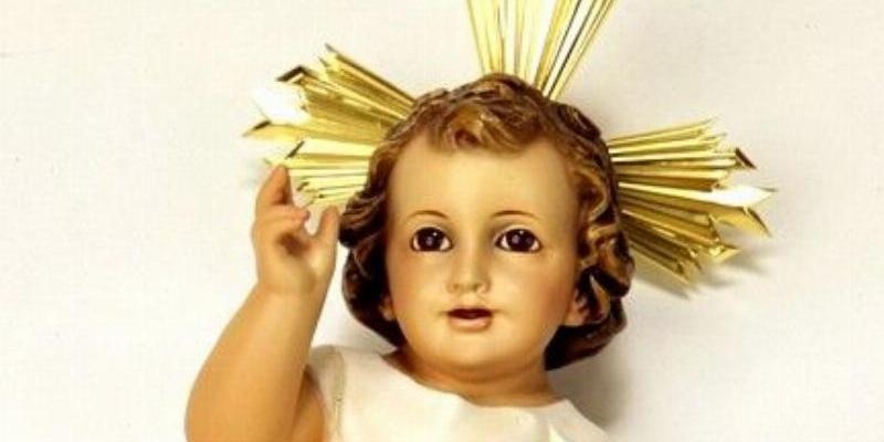 El cardenal Osoro bendice imágenes del Nacimiento en Santísimo Cristo de la Guía y San Juan de Sahagún