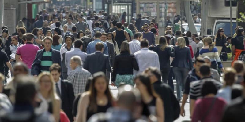 Mario Garcés imparte en San José de Las Matas una conferencia sobre el reto demográfico de España